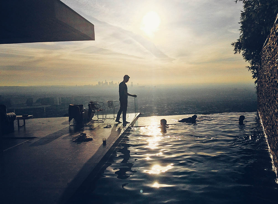 Panoramic view of LA from the infinity pool